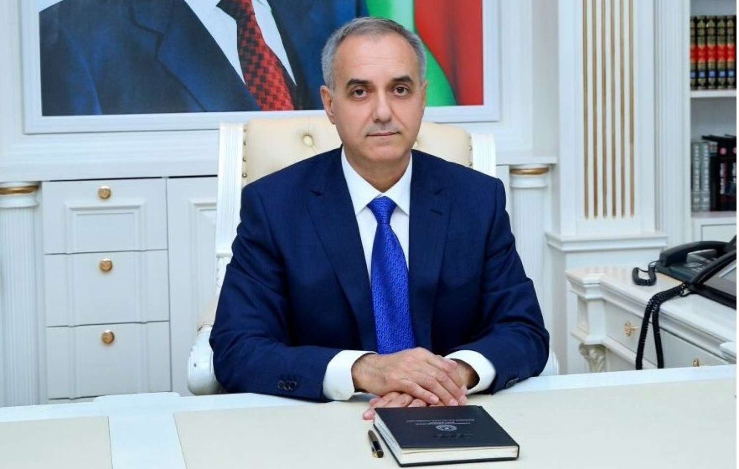 İcra başçısı Leyla xanımın hədiyyəsini mənə vermir – ŞİKAYƏT/FOTO