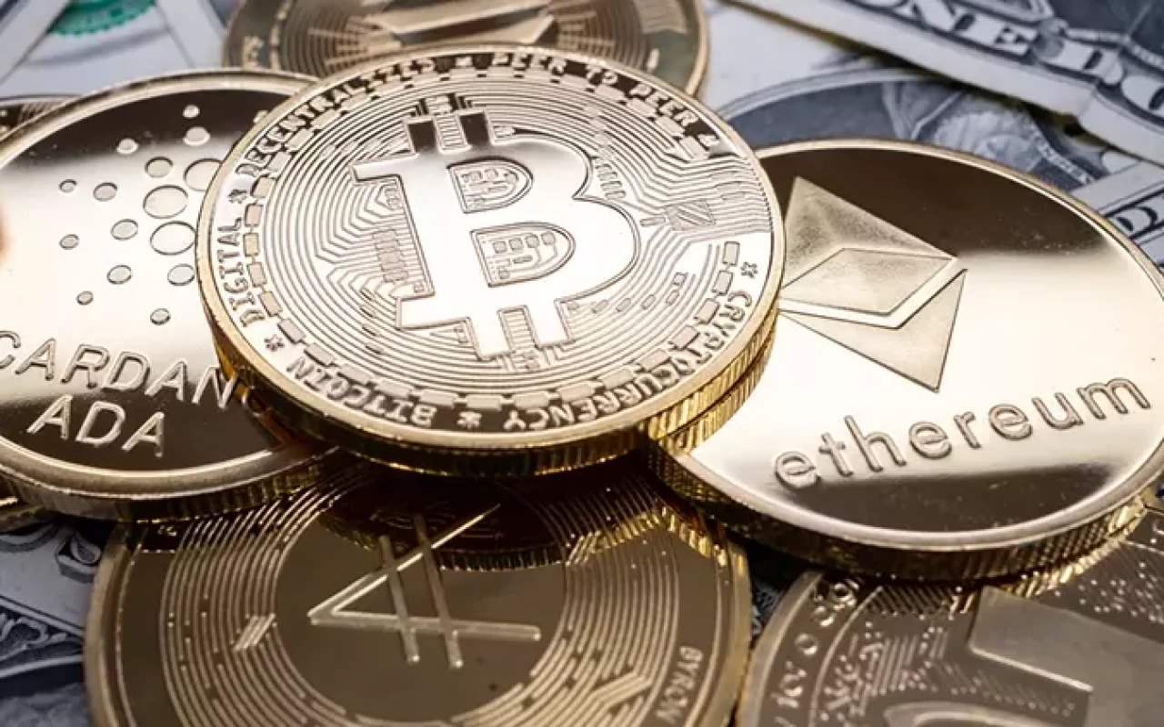 "Bitkoin" və “Ethereum” kriptovalyutalarının qiyməti bahalaşdı