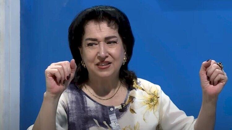 Əməkdar artistdən qalmaqallı açıqlama: "Atlana-atlana oxuyur, biədəb görünür"