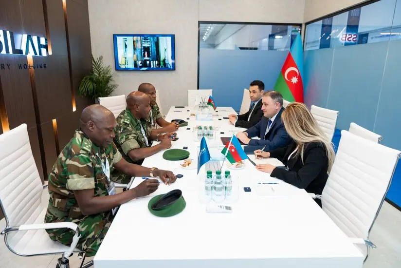 Afrika ölkələri Azərbaycanın müdafiə sənayesi barədə məlumatlandırılıb - FOTOLAR