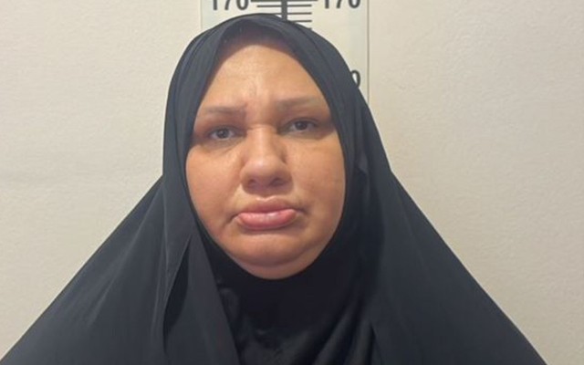 Bacısı oğluna işgəncə verən Günay Novruzovanın həbs müddəti uzadıldı