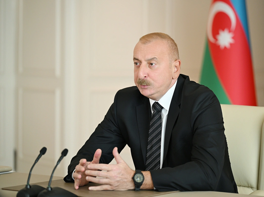 İlham Əliyev: "Regional nəqliyyat qovşaqlarına çevrilmək üçün qonşularınızla yaxşı münasibətləriniz olmalıdır"