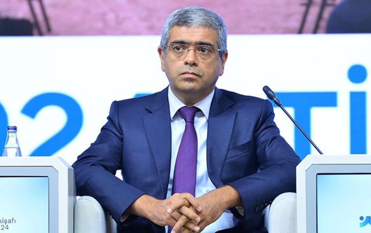 Nazirdən yeni kadr təyinatı - Bir nazirlikdən digərinə vəzifəyə getdi