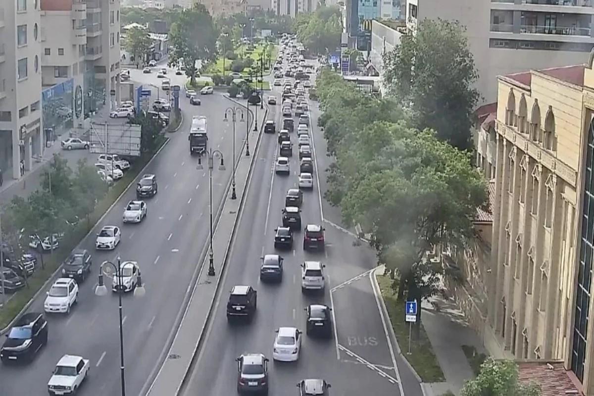 Bakıda bəzi küçələrdə nəqliyyatın hərəkətinə məhdudiyyət tətbiq olunacaq
