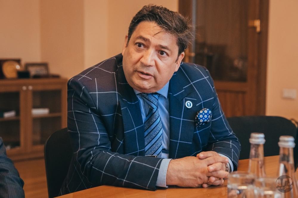MƏDƏNİ TƏHLÜKƏSİZLİK... - Cəmiyyətin ən təhlükəli böhranı dəyər aşınmasıdır
