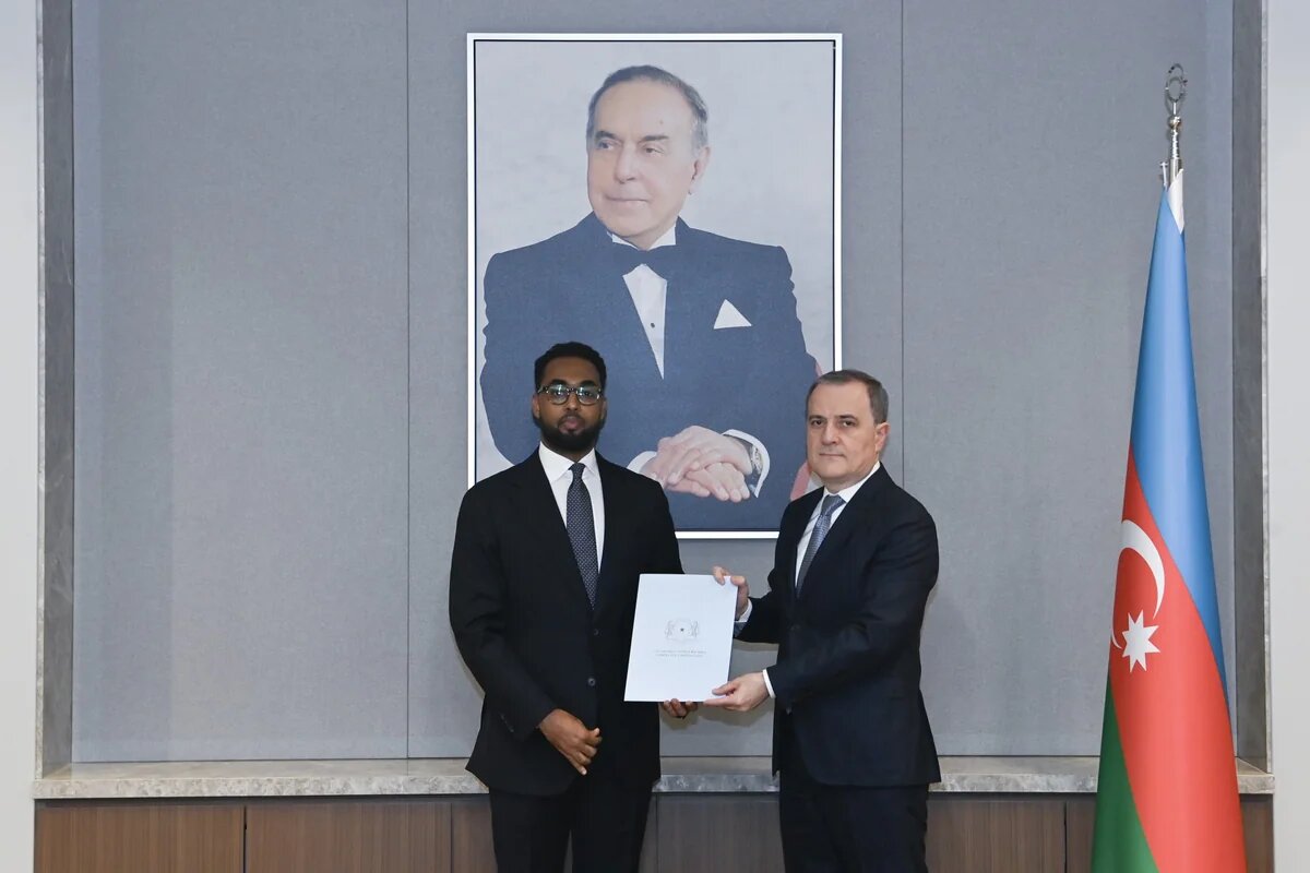 Ceyhun Bayramov Somalinin ilk rezident səfirini qəbul etdi - Foto