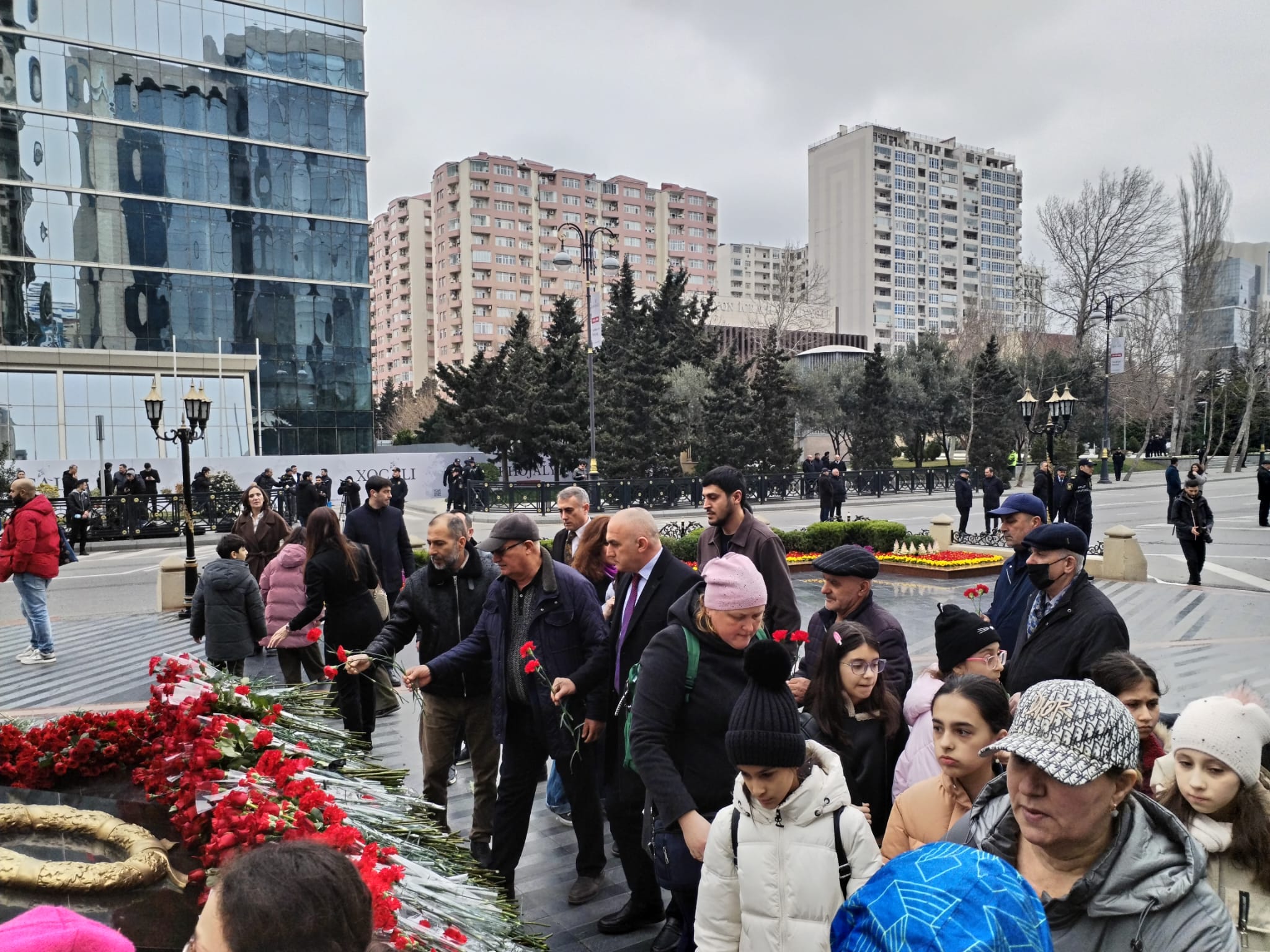 ADP Xocalı Faciəsi qurbanlarını yad etdi -  FOTOLAR