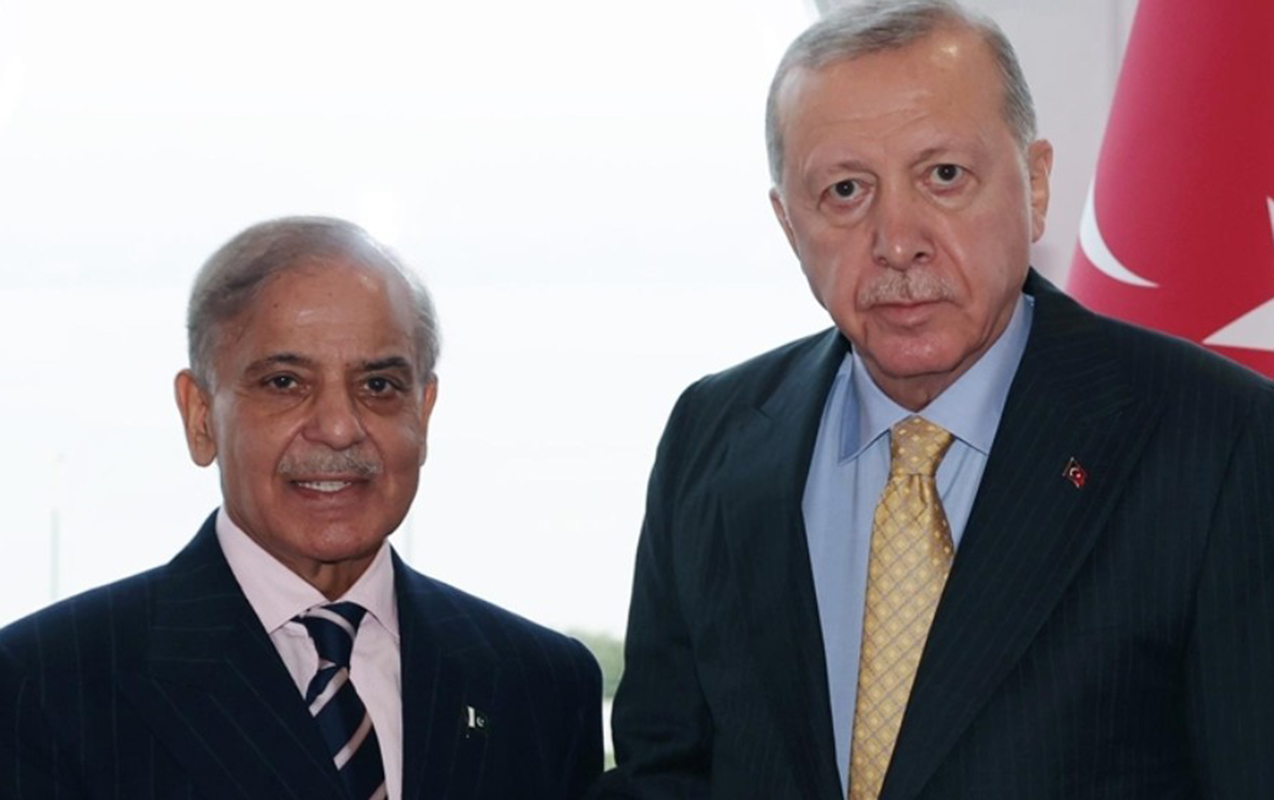 Ərdoğan Şahbaz Şəriflə son hadisələri danışdı