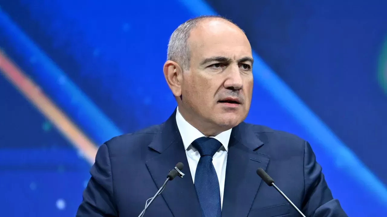 Azərbaycanla Ermənistan sülh müqaviləsini nə vaxt bağlayacaq? - Paşinyan sevinir ki...