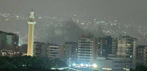 Şiraz bombalandı - yaralılar var