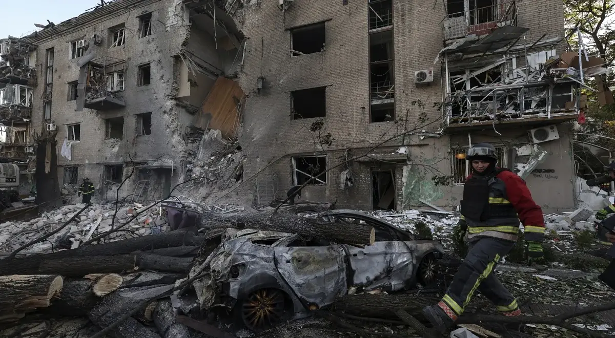 Rusiya Xarkov, Xerson və Sumını bombalayıb