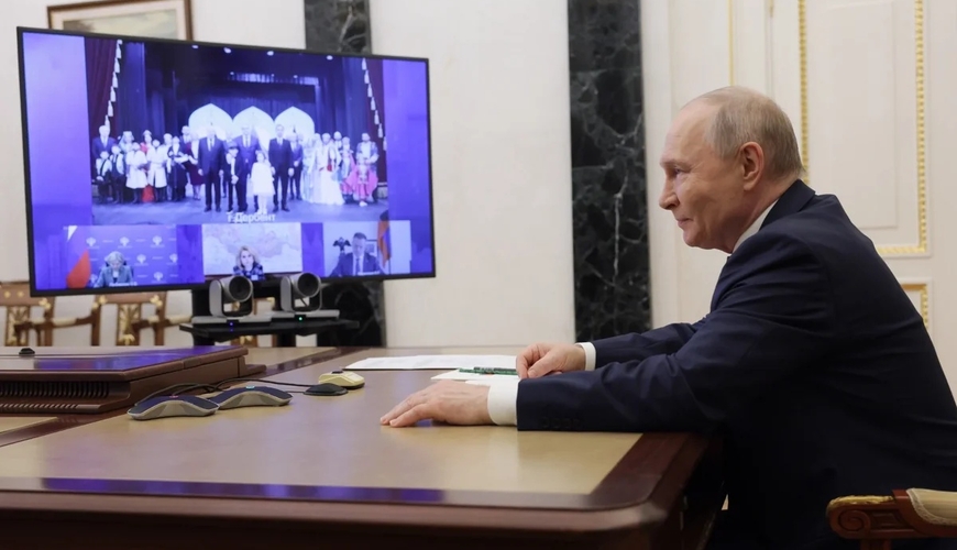 Putin: Bakı və Dərbənddəki teatrlar mədəniyyətlər arasında körpüdür