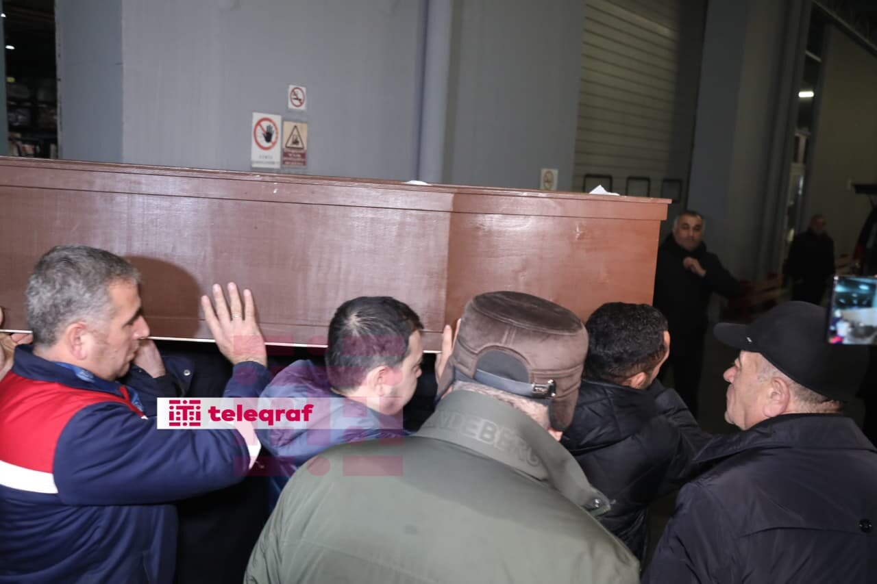 Rasim Balayevin nəşi Azərbaycana gətirildi - Foto