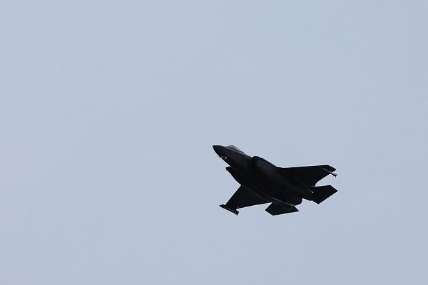 İran ABŞ-ın gizli qırıcısını vurdu: F-35 darmadağın edildi
