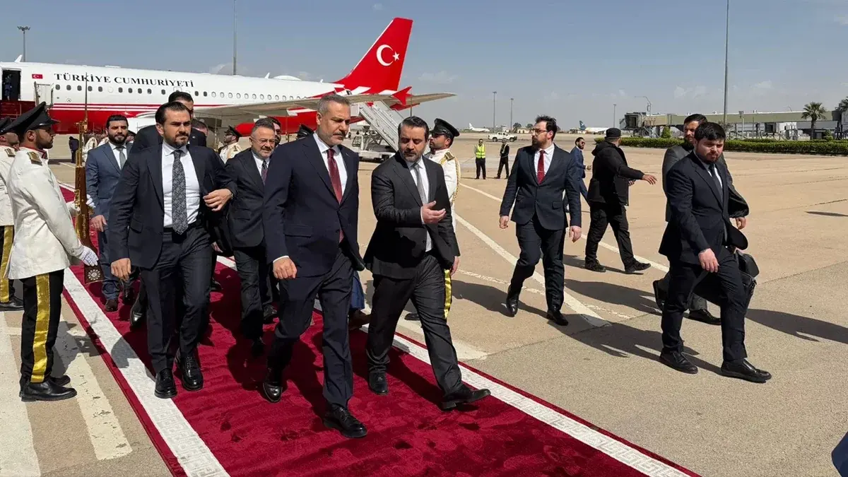 Hakan Fidan Suriyada Zelenski və Əl Şaraa ilə görüşəcək