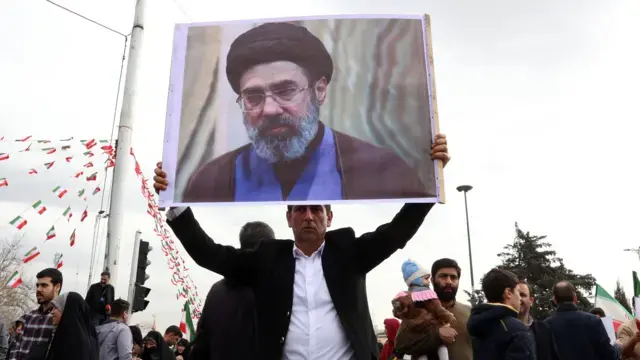 İRANIN ABŞ-a GÖNDƏRDİYİ 10 TƏKLİF AÇIQLANDI - Tehran da QƏLƏBƏSİNİ ELAN ETDİ