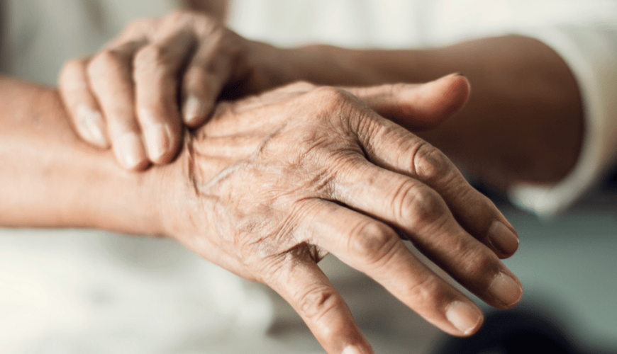 Səhiyyə Nazirliyinin nevroloqu cavablandırır: Parkinson xəstəliyini necə tanımaq olar?
