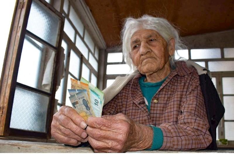 ON MİNLƏRLƏ İNSAN PENSİYA ALA BİLMİR... - Kimlər və niyə pensiya sistemindən kənarda qalıb?