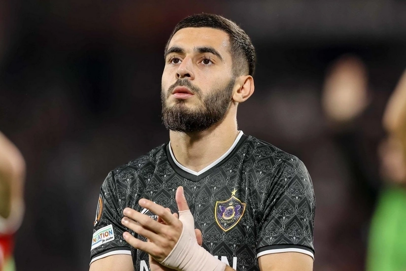 “Qarabağ” Elvini satışa çıxardı