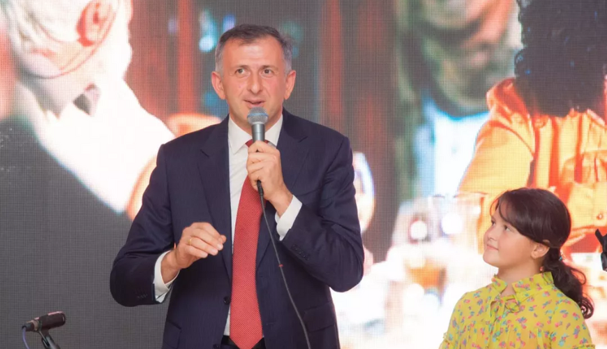 Bakıdan Batumiyə: Azərbaycanın yaxın dostu Acarıstanın yeni rəhbəri olur
