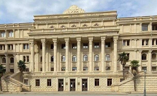 Azərbaycanda bu universitetlər birləşdirilir?
