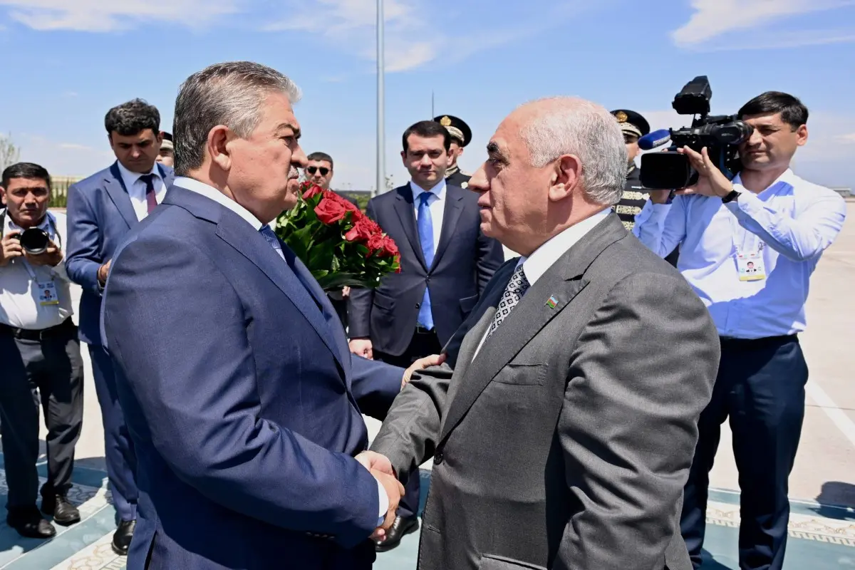 Əli Əsədov Özbəkistana səfər edib