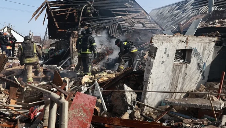 Zaporojyedə dəhşətli bombardman - 5 ölü, 11 yaralı