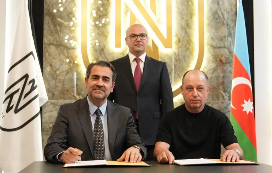 “Neftçi” baş məşqçisi Yuri Vernidubla yeni müqavilə imzalayıb