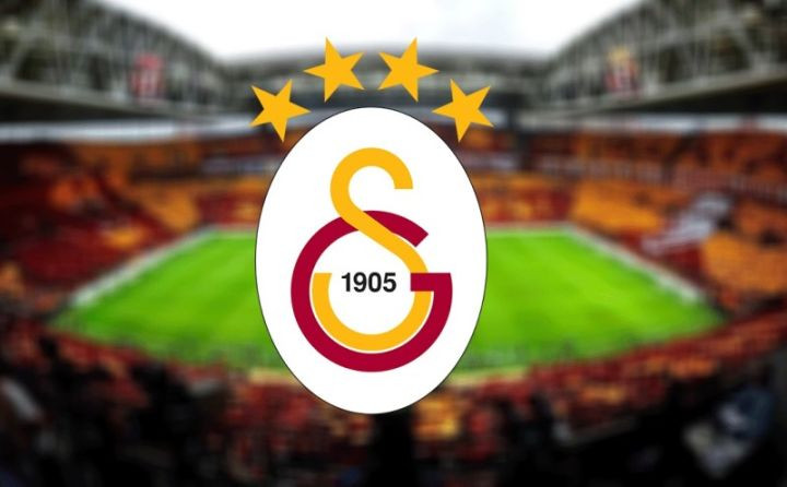 “Qalatasaray”4 futbolçu ilə yollarını ayırır