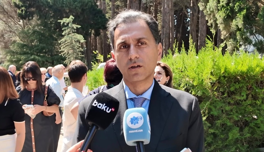 Nazir müavini Elçinin anım mərasimində danışdı