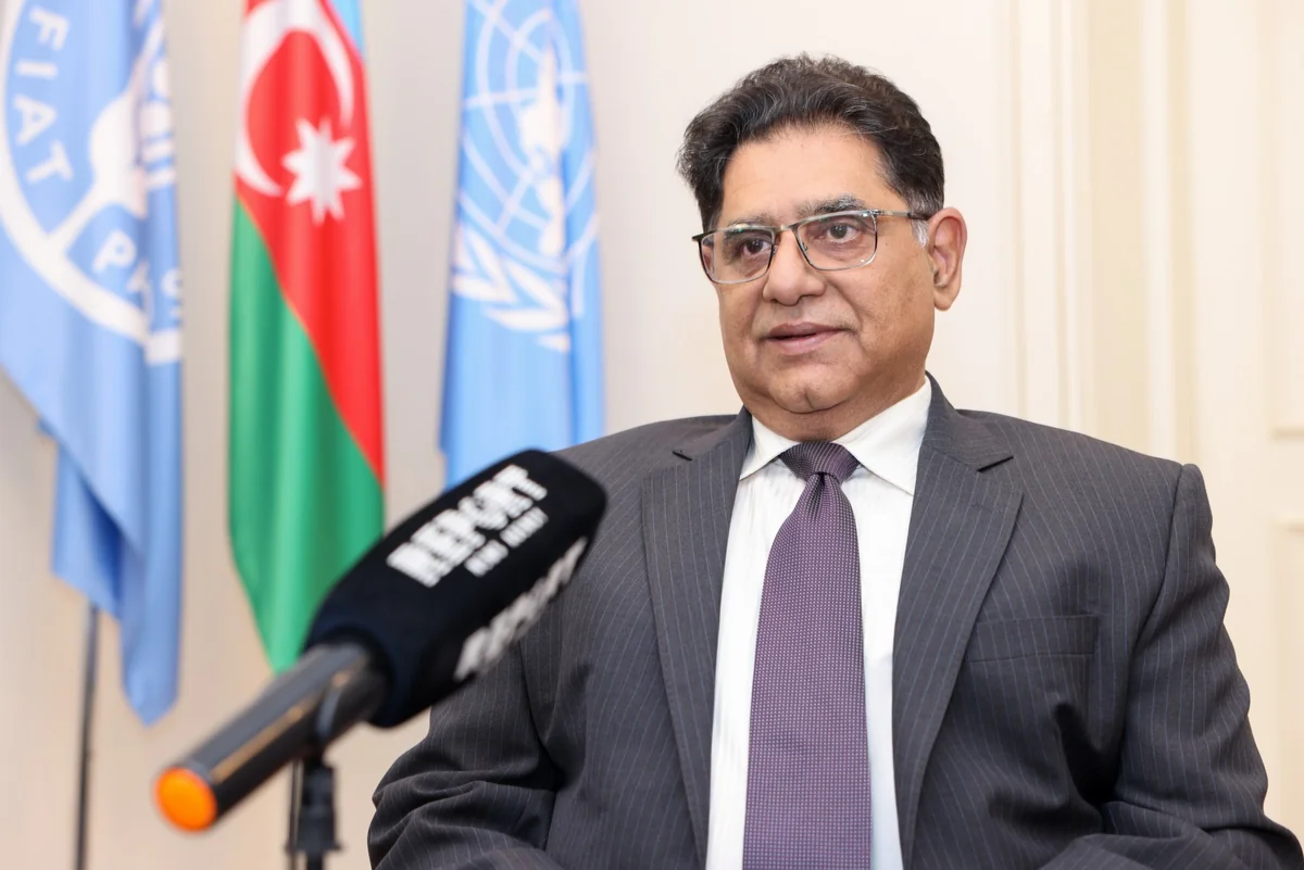 Nasar Hayat: 