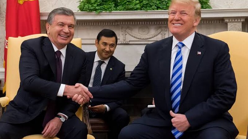 Mirziyoyev Trampla ikitərəfli münasibətləri müzakirə etdi