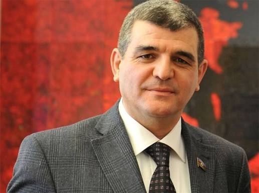 “Düşüncə olaraq indimiz elə qaranlıq keçmişimizdir” – Deputatdan SƏRT SÖZLƏR
