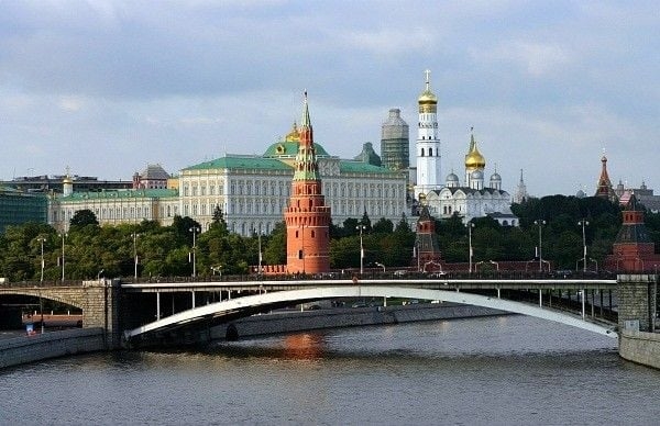 Kremlin yeni planı: İrəvanda müxalifəti birləşdirir