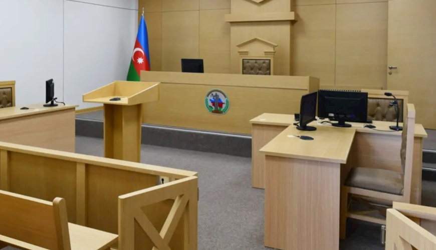 Bakıda oğul atasını məhkəməyə verdi