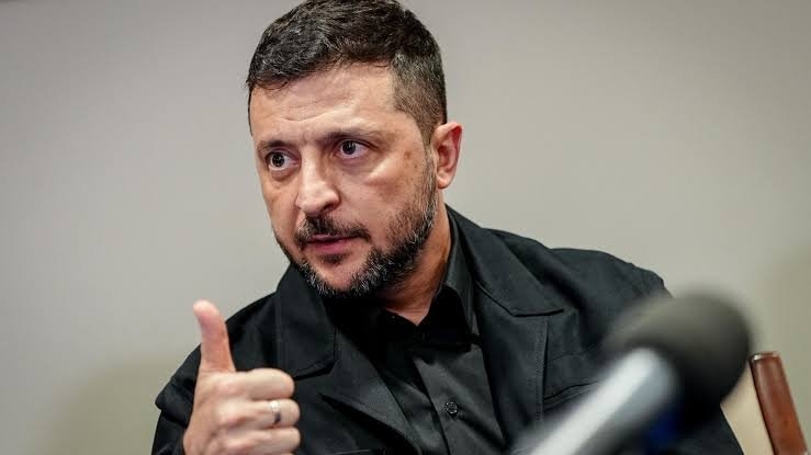 SON DƏQİQƏ: Rusiya ticarət mərkəzini ikinci dəfə VURDU - Zelenskidən TƏCİLİ AÇIQLAMA