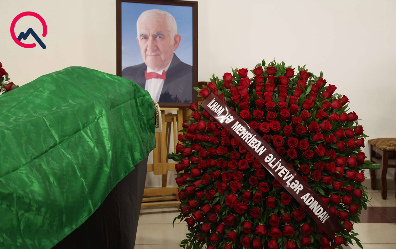 Prezidentlə xanımı vida mərasiminə əklil göndərdi - Foto