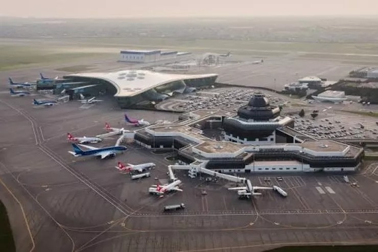 Bakı aeroportunda ƏMƏLİYYAT: Bağdaddan gələn sərnişinlər cinayət başında TUTULDU