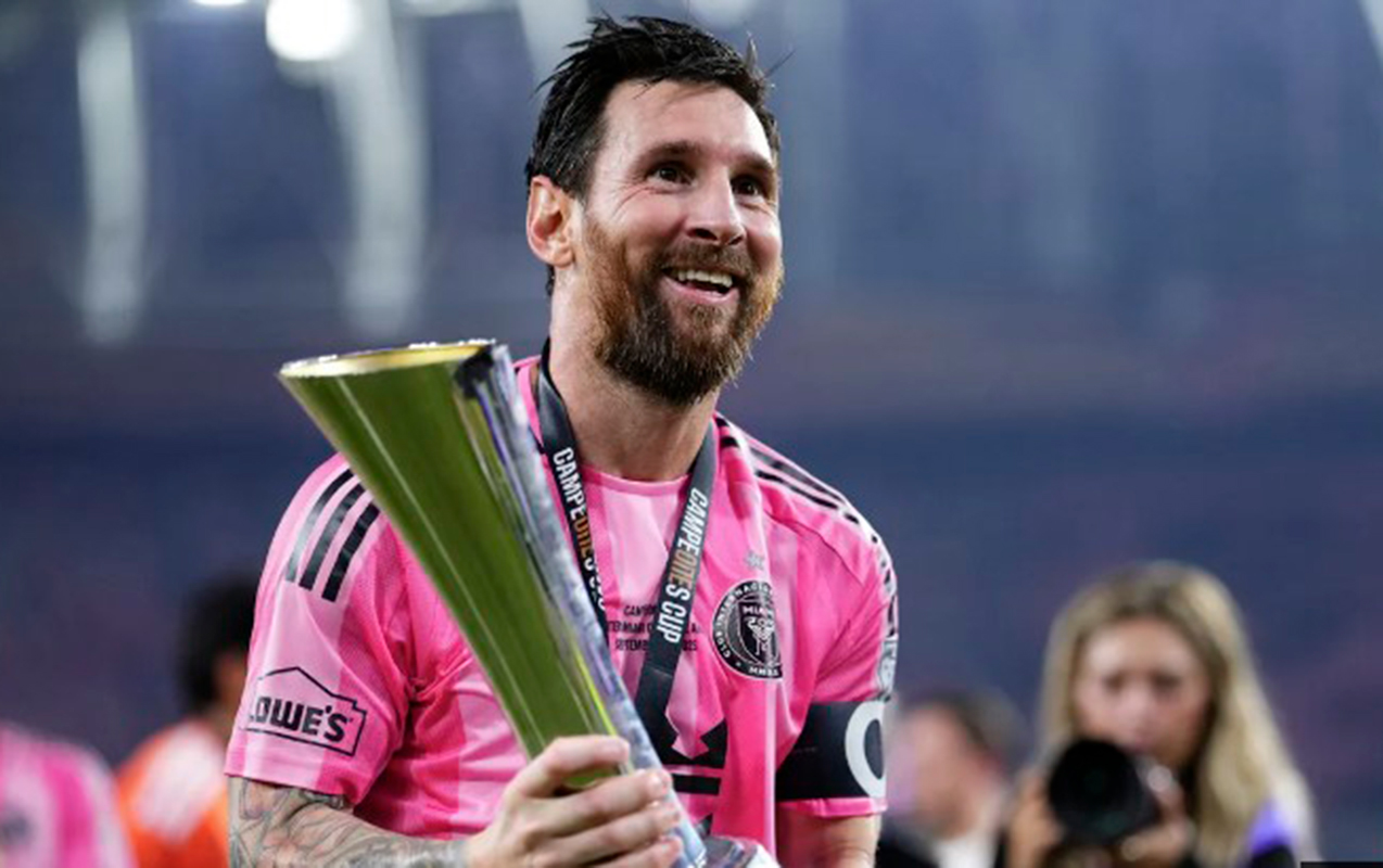 Messi 49-cu kubokunu qazandı