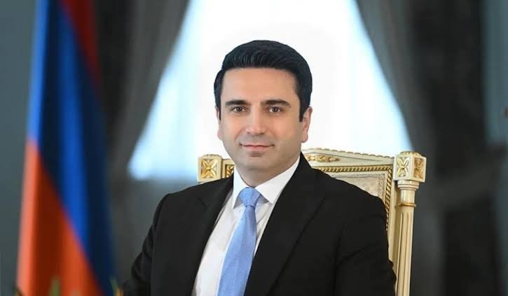 İrəvandakı görüş TƏXİRƏ SALINDI - Simonyandan Bakının qərarına REAKSİYA