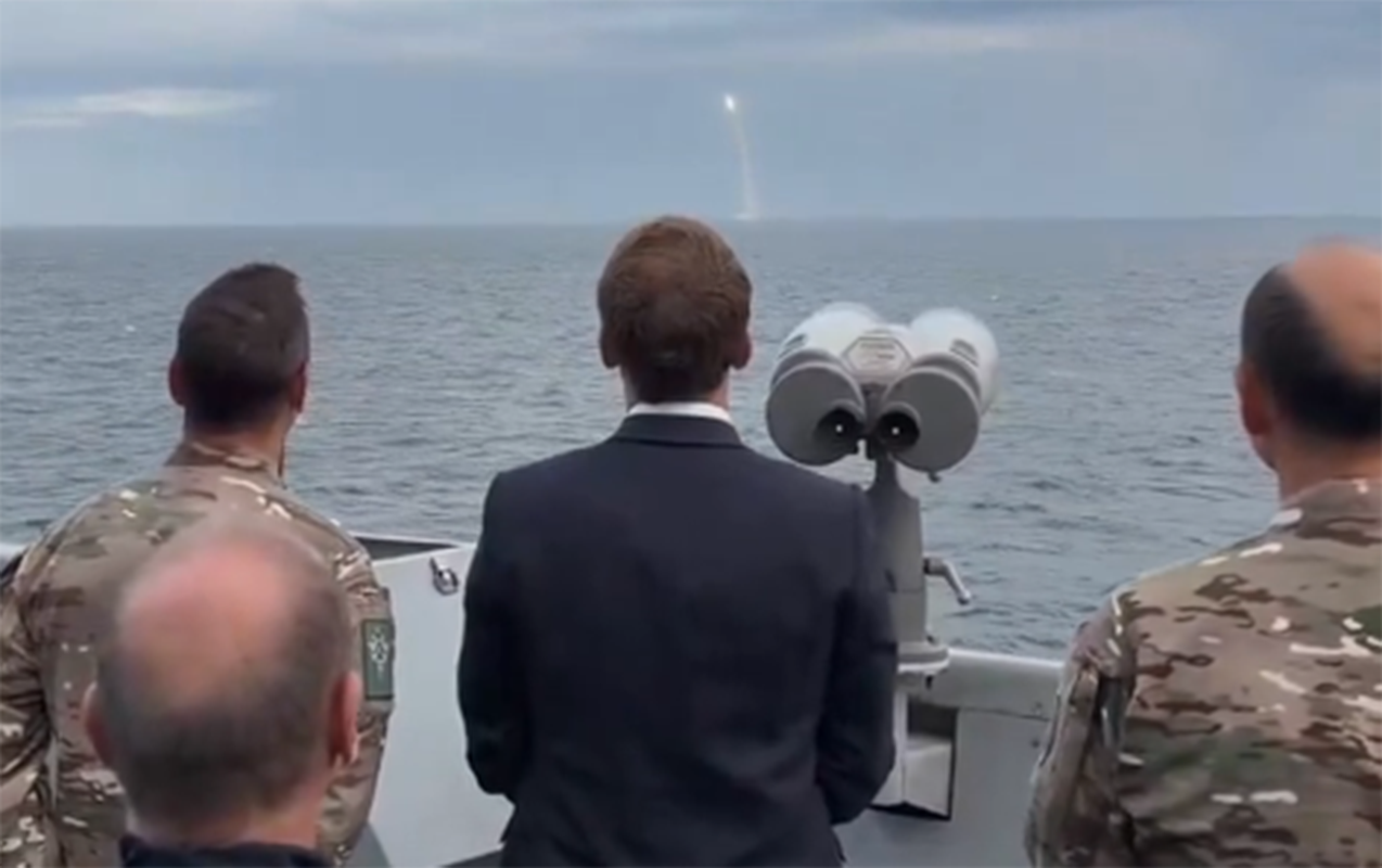 Fransa yeni raketini sınaqdan keçirdi - Makron izlədi+Video
