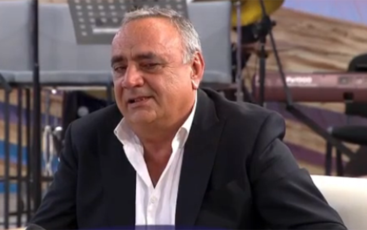 “Təqaüdə çıxmağı gözləyirəm, yorulmuşam” - Efirdə ağladı+Video