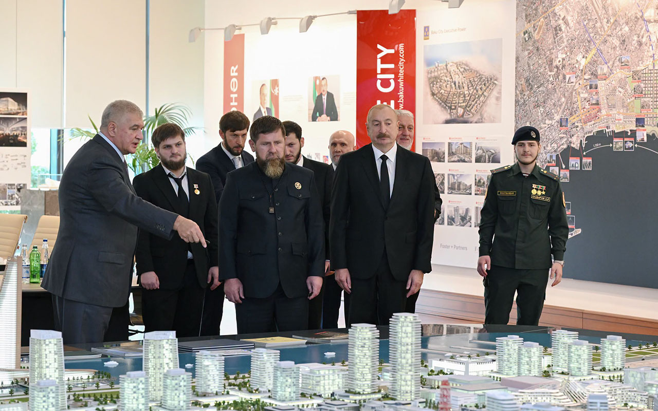 Prezident Ramzan Kadırovla “Ağ Şəhər”də - Fotolar
