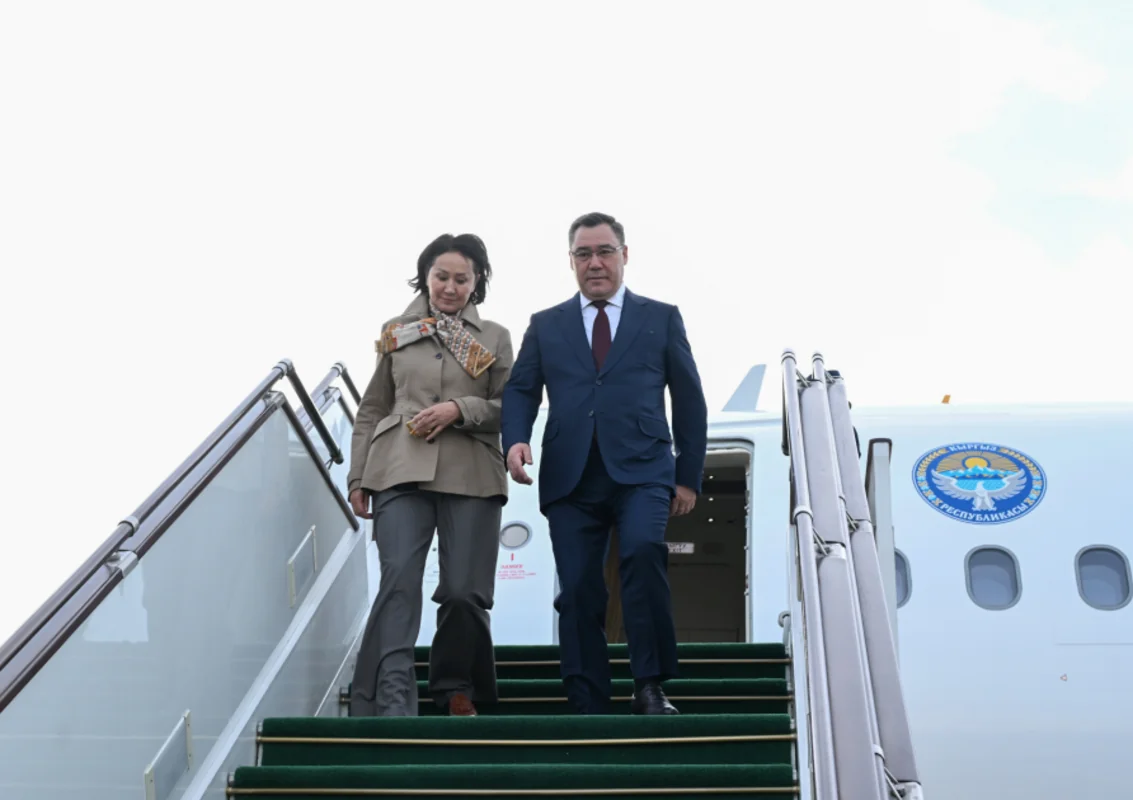 Sadır Japarov Azərbaycana gəldi