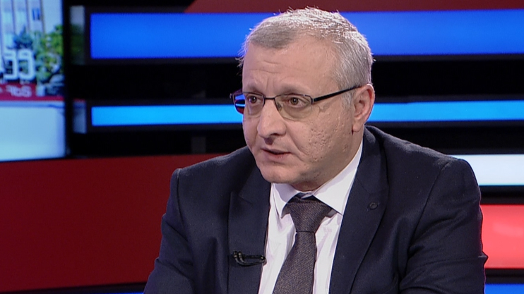 Ermənistanda müxalifət öz içində rəqib axtarır 