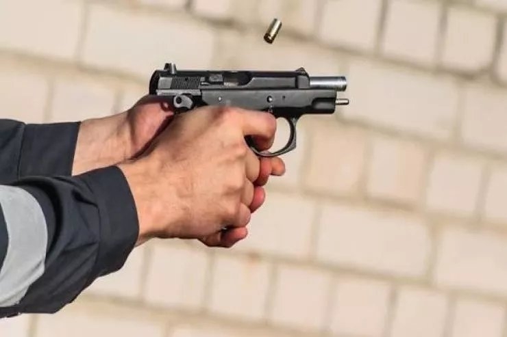 Milyarderin oğlu dayanacaqda öldürüldü