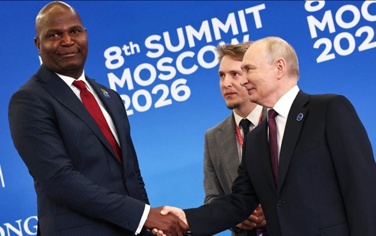 Putinlə boy fərqi diqqət çəkdi - Video-Foto