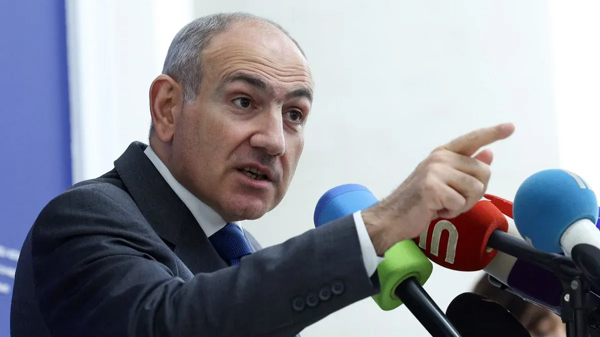 Paşinyan parlamentdəki davadan danışdı: 
