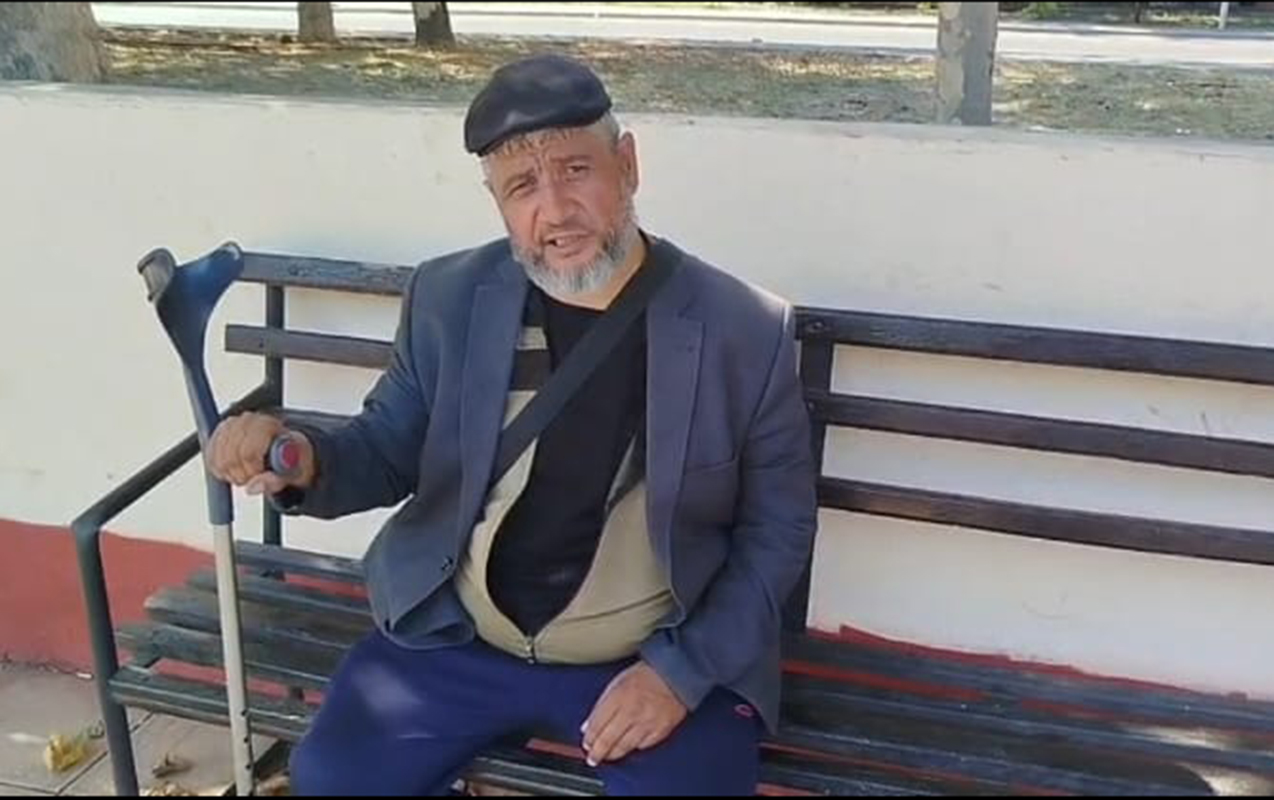Sürünərək gəzirəm, küçələrdə gecələyirəm, amma pensiyam kəsilib” - Rəsmi açıqlama