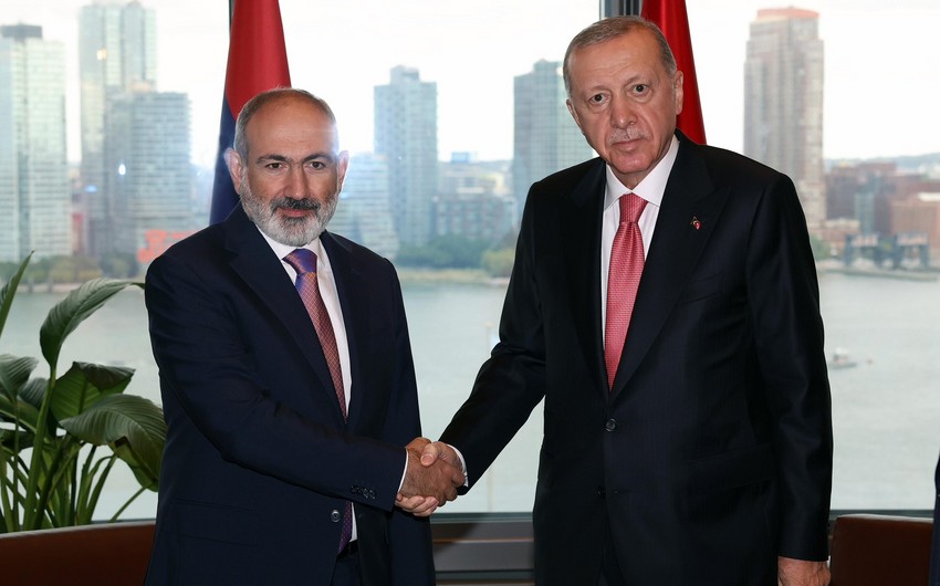 Ərdoğan Paşinyanla telefonla danışdı